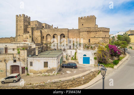 Grottaglie (Italia) - La città in provincia di Taranto Puglia, Italia meridionale, famosa per la ceramica artistica. Qui il suggestivo centro storico Foto Stock