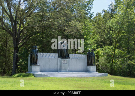 Il Memoriale di confederati "sconfitto la vittoria" (eretto 1917 / public domain) a Sciloh National Military Park, Silo, Tennessee. Foto Stock