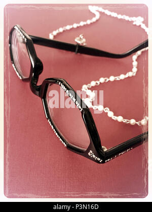 Vintage degli occhiali sulla bibliotecario della catena, NYC Foto Stock