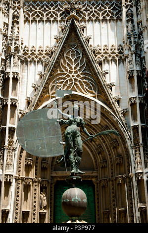 Il trionfo della fede statua - Siviglia - Spagna Foto Stock