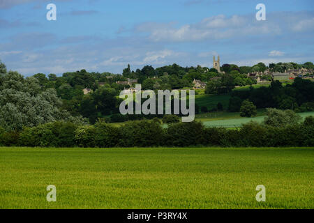 Villaggio Collyweston visto dal Jurassic così come passa attraverso il Welland Valley Foto Stock