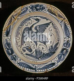 PLATO DE CERAMICA DE TALAVERA - SIGLO XVII. Posizione: MUSEE D'ARTS DECORATIFS, MADRID, Spagna. Foto Stock