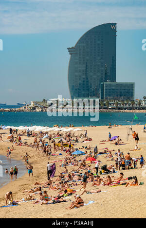 Platja del Somorrostro beach, Barcellona, in Catalogna, Spagna Foto Stock