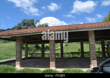 Vista da Rádio Observatório de Itapetinga, em Atibaia. Foto Stock