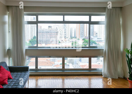 Vista da sala dum apartamento em São Paulo. Foto Stock