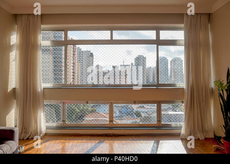 Vista da sala dum apartamento em São Paulo. Foto Stock