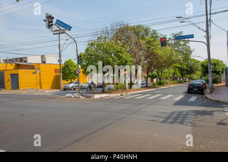 Rua Monteiro Lobato, em Ribeirão Preto, interior de São Paulo. Foto Stock