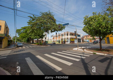 Rua Monteiro Lobato, em Ribeirão Preto, interior de São Paulo. Foto Stock