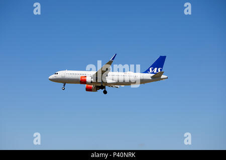 Un SAS Scandinavian Airlines Airbus A320-251N, numero di registrazione , Foto Stock