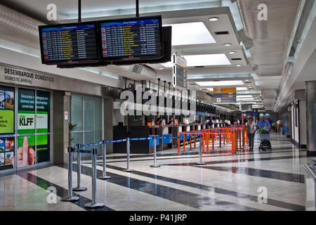 Campo Grande - MS Aeroporto Internacional de Campo Grande Antônio João Aeroporto de Campo Grande Viagens Vôos Viagens aéreas Passeios Transporte Transporte aéreo passageiros tripulação passagem pela cidade de Campo Grande Campo Grande Mato Grosso do Brasil Centro Oeste Foto Stock