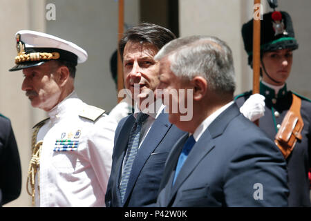 Roma, Italia. Il 20 giugno 2018. Palazzo Chigi. Il Premier italiano incontra il Presidente del Consiglio europeo. Roma 20/06/2018. Palazzo Chigi. Incontro tra il Presidente del Consiglio Italiano ed il Presidente del Consiglio europeo. Roma 20 Giugno. Palazzo Chigi. Il Premier italiano incontra il Presidente del Consiglio europeo. Foto di Samantha Zucchi Insidefoto Credito: insidefoto srl/Alamy Live News Foto Stock