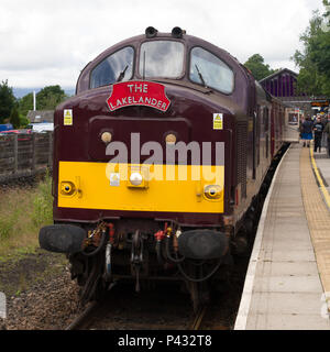 Windermere, Lake District, UK. Xx Giugno, 2018. Costa occidentale del patrimonio delle ferrovie classe 37 in uso sul ramo di Windermere. Charles Allen/Alamy Live News Foto Stock