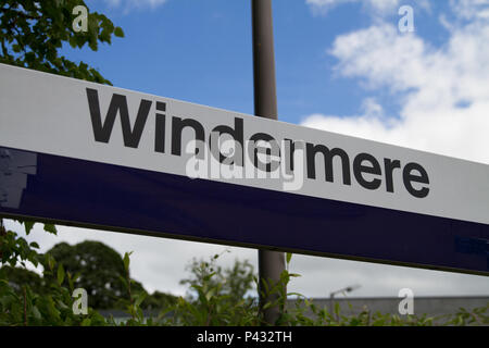 Windermere stazione ferroviaria, Lake District, UK. Xx Giugno, 2018. Windermere - capolinea. Charles Allen/Alamy Live News Foto Stock