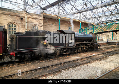 K1 signore delle isole giacobita locomotiva del treno a vapore a Carlisle ferrovia stazione ferroviaria Carlisle Cumbria Inghilterra REGNO UNITO Foto Stock