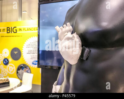 Hannover, Germania - Aprile 2018: stampati in 3D cuore anatomico utilizzando tecnologia SLS in PA2200 da Tenco DDM presso la Hannover Messe Foto Stock