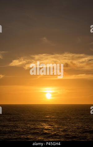 Tramonto a Tristan da Cunha isola nel Sud dell'Oceano Atlantico Foto Stock