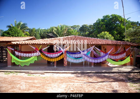 Vendas de redes de Descanso na BR-316 na comunidade Brejinho, prÃ³ximo de Caxias no MaranhÃ£o. Caxias/ma, Brasil. 13/05/2014. Foto: (MoisÃ©s Saba/Fotoarena) Foto Stock