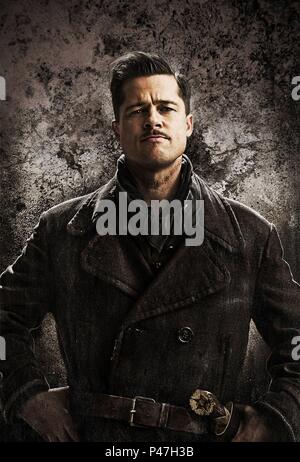 Pellicola originale titolo: INGLOURIOUS BASTERDS. Titolo inglese: INGLOURIOUS BASTERDS. Regista: Quentin Tarantino. Anno: 2009. Stelle: BRAD PITT. Credito: Universal Pictures / Album Foto Stock