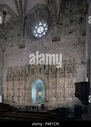 CAPILLA DEL SANTO CALIZ - retablo gotico FLAMIGERO CON ALTORRELIEVES DE ALABASTRO DE GIULIANO POGGIBONSI - SIGLO XV. Autore: DALMAU ANTONIO / FLORENTI JULIA. Posizione: CATEDRAL-interno, VALENCIA, Spagna. Foto Stock