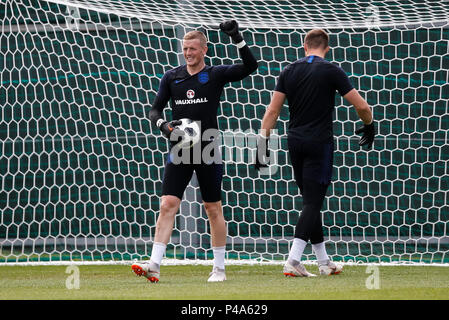 Zelenogorsk, San Pietroburgo, Russia. 21 Giugno, 2018. La Giordania Pickford di Inghilterra durante un'Inghilterra sessione di formazione alla Stadium Spartak Zelenogorsk il 21 giugno 2018 in Zelenogorsk, San Pietroburgo, Russia. Credito: Immagini di PHC/Alamy Live News Foto Stock