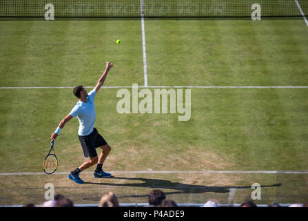 Londra, Regno Unito. Il 21 giugno, 2018. Grigor Dimitrov di Bulgaria durante la febbre Tree campionati (Queens Tennis Club 2018) Giorno 6 presso la Queen's Club di Londra, Inghilterra il 21 giugno 2018. Credito: Andrew Rowland/Alamy Live News Foto Stock