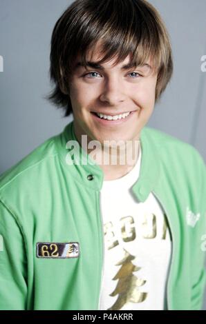 Pellicola originale titolo: HIGH SCHOOL MUSICAL 2. Titolo inglese: HIGH SCHOOL MUSICAL 2. Regista: Kenny Ortega. Anno: 2007. Stelle: Zac Efron. Credito: Walt Disney Pictures / Album Foto Stock