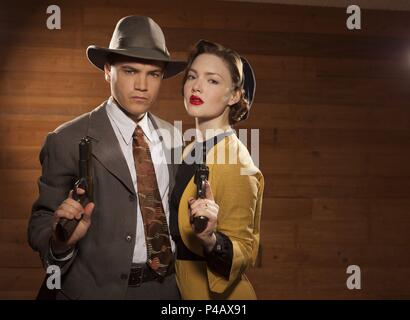 Pellicola originale titolo: Bonnie e Clyde. Titolo inglese: Bonnie e Clyde. Regista: Beresford Bruce. Anno: 2013. Stelle: Emile Hirsch; HOLLIDAY GRAINGER. Credito: Sony Pictures Television / Album Foto Stock