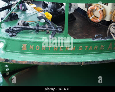 Vista ravvicinata dello Star Ferry Northern Star ormeggiato a Hong Kong Foto Stock