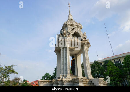 Yeay Penh o Daun Penh statua, Phnom Penh Cambogia Foto Stock