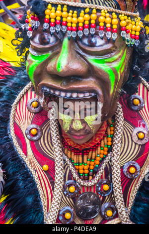 ILOILO , Filippine - Jan 28 : partecipante al Festival di Dinagyang in Iloilo philippines il 28 gennaio 2018. Il Dinagyang è religioso e cultura Foto Stock