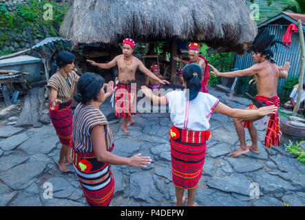 Persone della minoranza Ifugao a Banaue nelle Filippine Foto Stock