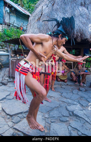 Persone della minoranza Ifugao a Banaue nelle Filippine Foto Stock