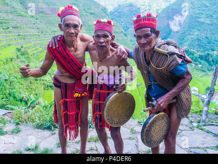 Persone della minoranza Ifugao a Banaue nelle Filippine Foto Stock