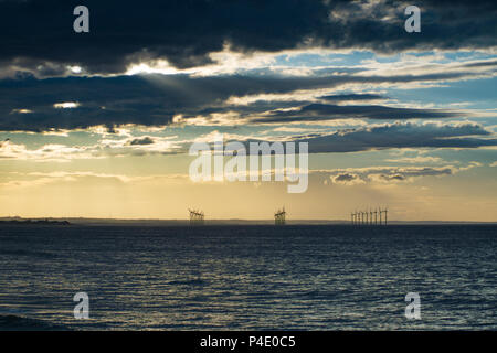 Off shore wind farm a Redcar. Situato sulla costa nord est dell'Inghilterra. Foto Stock