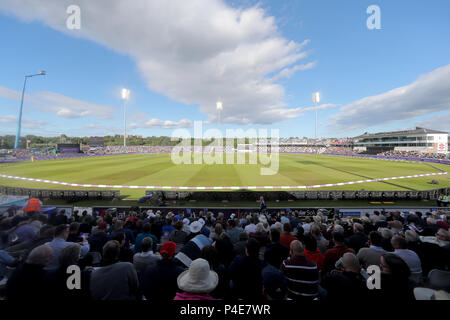 Full house al Riverside durante una giornata internazionale corrisponde all'Emirates Riverside, Chester-le-Street. Foto Stock