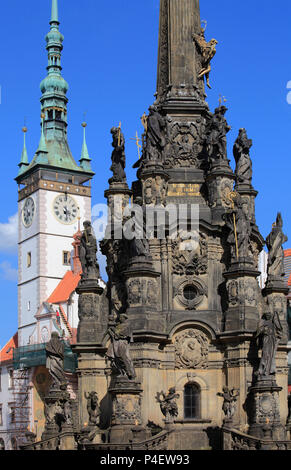 Repubblica ceca, Moravia, Olomouc, la Colonna della Santa Trinità, municipio Foto Stock