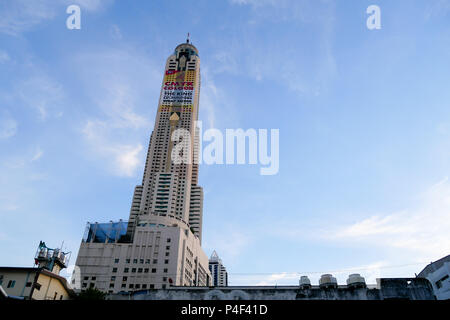 BANGKOK, Tailandia - 20 Marzo 2017: Baiyoke Sky Tower, l'edificio più alto in Thailandia, a Bangkok, presto la sera con aria fresca nad cielo chiaro Foto Stock