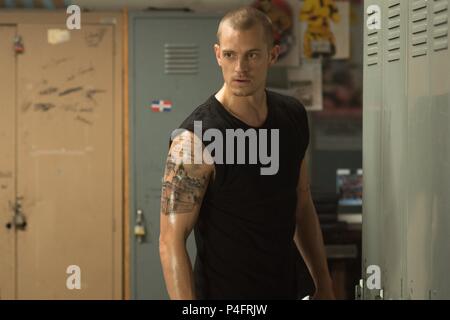 Pellicola originale titolo: eseguire tutta la notte. Titolo inglese: eseguire tutta la notte. Regista: JAUME COLLET-serra. Anno: 2015. Stelle: Joel Kinnaman. Credit: ENERGIA ENTERTAINMENT/VERTIGO ENTERTAINMENT / ARONOWITZ, MYLES / Album Foto Stock