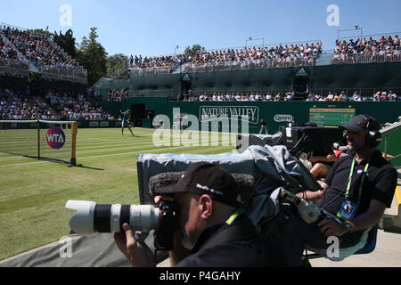 Scene di genere all'interno di centro corte. Natura Valle Classic 2018, internazionale di tennis femminile, giorno 5 al Edgbaston Priory Club a Birmingham, Inghilterra su Venerdì 22 Giugno 2018. pic da Andrew Orchard/Alamy Live News Foto Stock