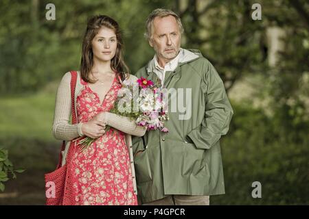 Pellicola originale titolo: GEMMA BOVERI. Titolo inglese: GEMMA BOVERI. Regista: ANNE FONTAINE. Anno: 2014. Stelle: FABRICE LUCHINI; Gemma Arterton. Credito: RUBY FILMS / Album Foto Stock