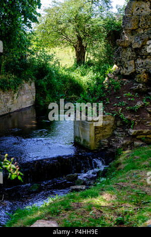 Intorno al villaggio di wiltshire di Lacock vicino a Chippenham Wiltshire, Inghilterra Regno Unito Foto Stock