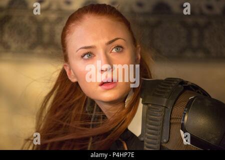 Pellicola originale titolo: X-MEN: Apocalisse. Titolo inglese: X-MEN: Apocalisse. Regista: Bryan Singer. Anno: 2016. Stelle: Sophie Turner. Credito: Twentieth Century Fox/MARVEL ENTER/TSG ENTER/BAD HAT HARRY P / Album Foto Stock