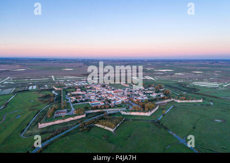 Francia, Saintonge, Charente Maritime, Hiers Brouage, Brouage cittadella, etichettati Les Plus Beaux Villages de France (i più bei villaggi di Fran Foto Stock