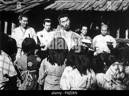 Pellicola originale titolo: SHICHININ NO SAMURAI. Titolo inglese: sette samurai, i. Regista: Akira KUROSAWA. Anno: 1954. Stelle: TOSHIRO MIFUNE; DAISUKE KATO; YOSHIO INABA. Credito: TOHO / Album Foto Stock