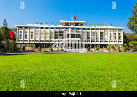 Indipendenza Palace o Palazzo della Riunificazione è un pubblico principale punto di riferimento nella città di Ho Chi Minh in Vietnam Foto Stock