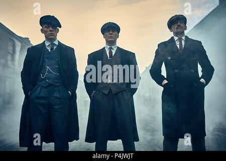 Descrizione: Stagione 3. Pellicola originale titolo: PEAKY BLINDERS. Titolo inglese: PEAKY BLINDERS. Regista: Steven Knight. Anno: 2013. Stelle: Cillian Murphy; Paul Anderson; Joe Cole. Credito: British Broadcasting Corporation (BBC) / Album Foto Stock