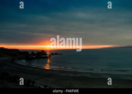 Atardecer en la playa Foto Stock