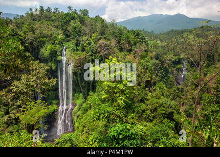 Sekumpul Cascate di Bali, Indonesia Foto Stock