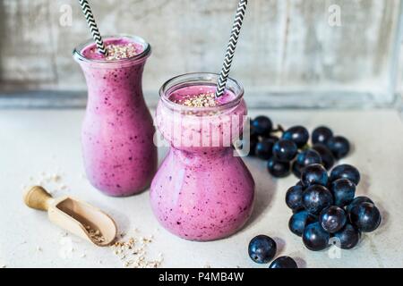 Mirtillo, acai e frullati di banana Foto Stock