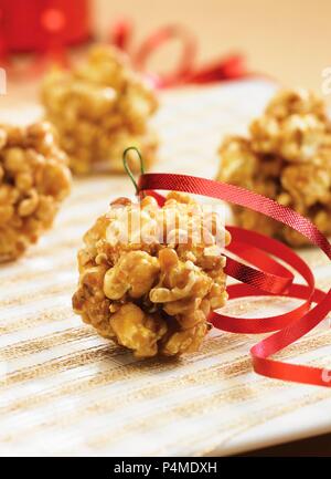 Caramel popcorn balls Foto Stock